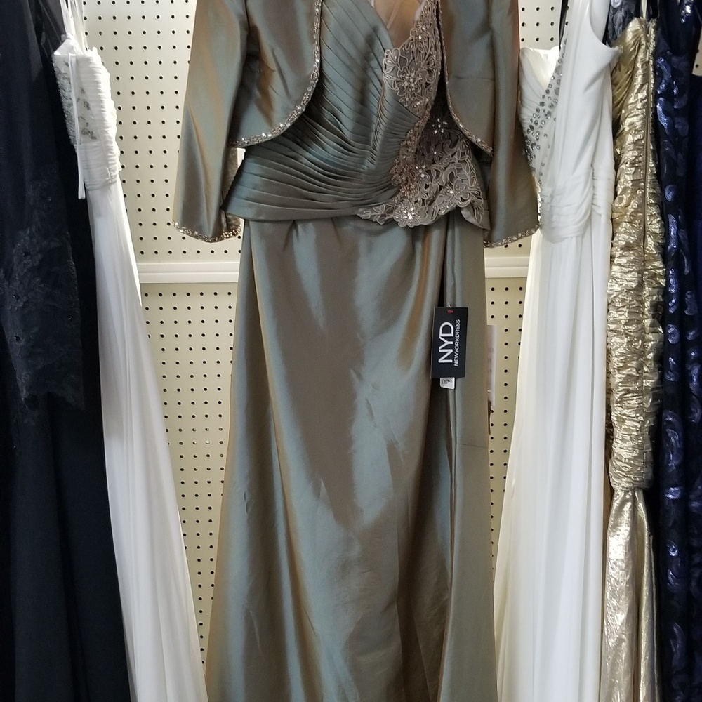 New Cameron Blake long formal dress
